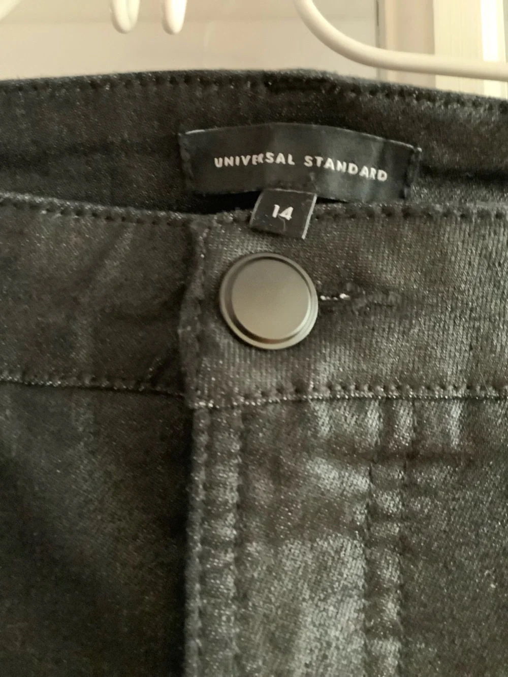 Universal Standard Black Shiny zip ankle Jeans sz 14 - Picture 2 of 3